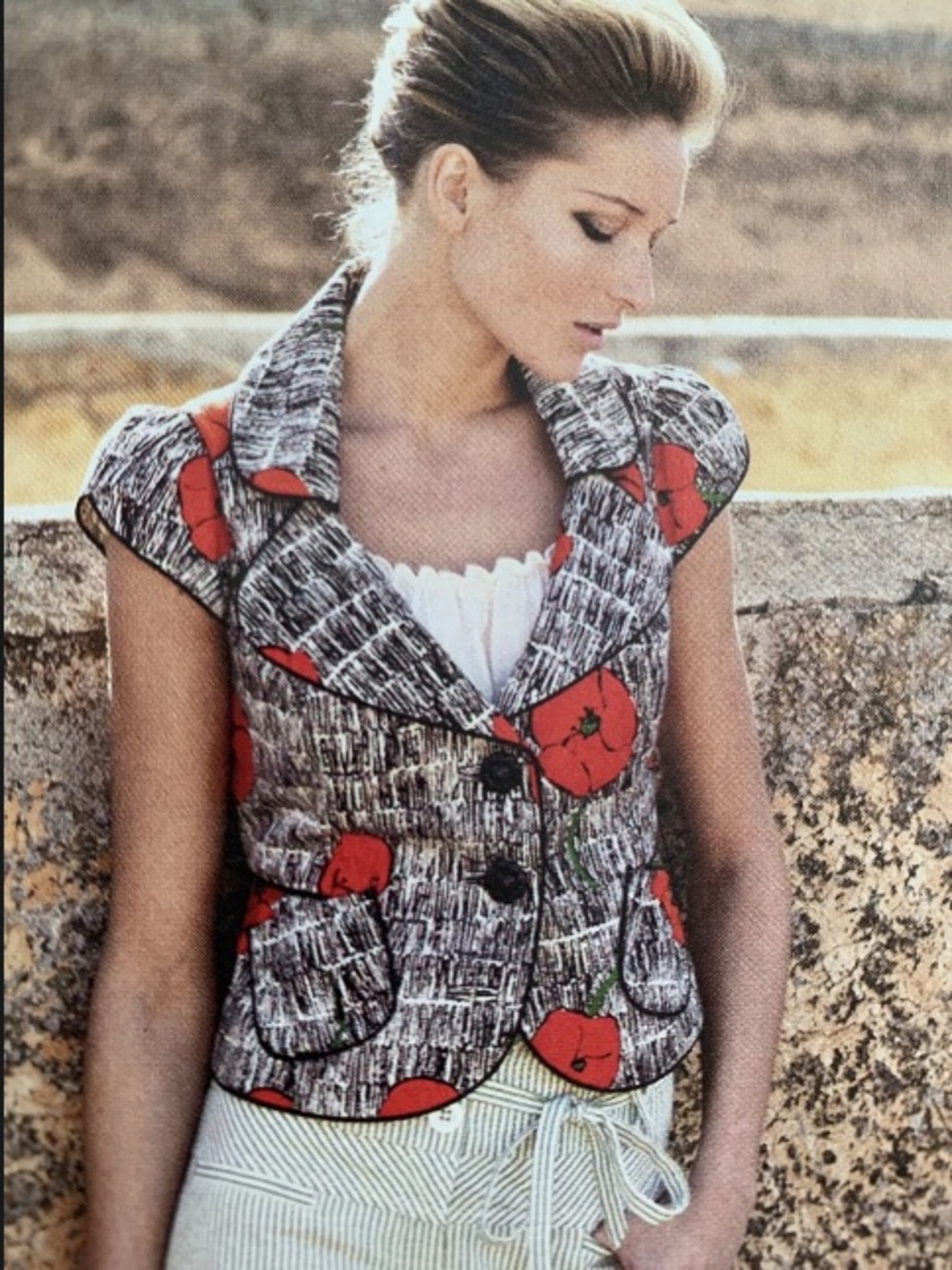 Trendy Women’s Red Poppy Print Floral Button-Front Cap Sleeve Top-flower  jacket
